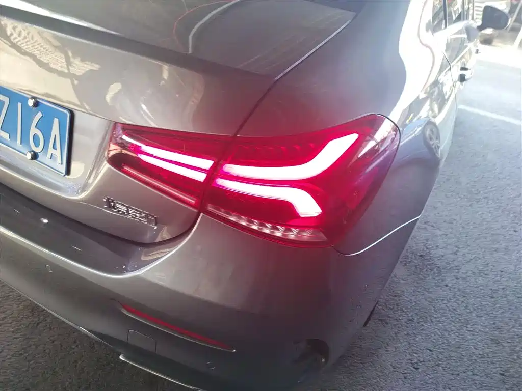 Mercedes-Benz A-Class 2021 — фото 24
