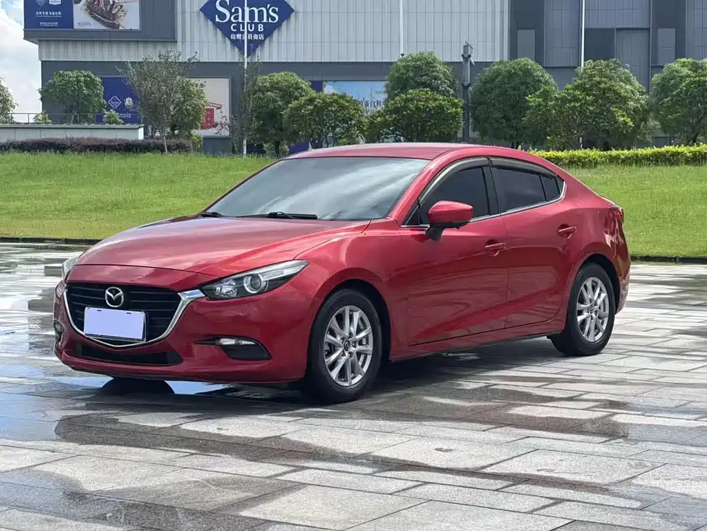 Mazda 3 Axela 2016
