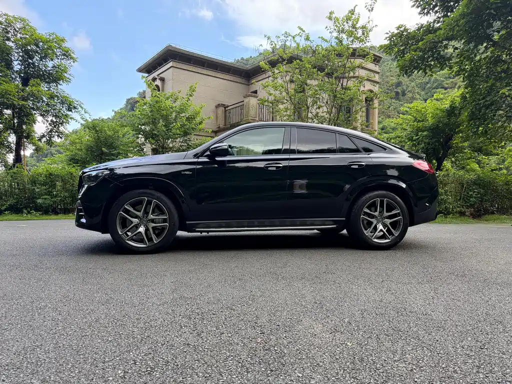 Mercedes-Benz GLE Coupe AMG 2025