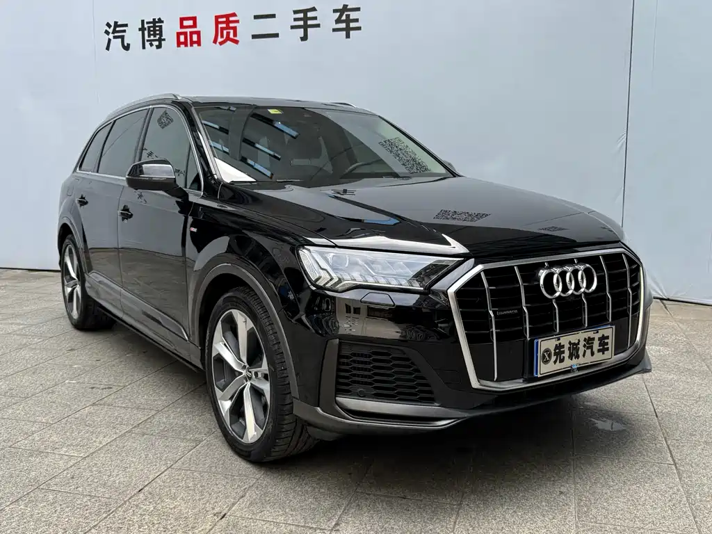 Audi Q7 2020 — фото 3