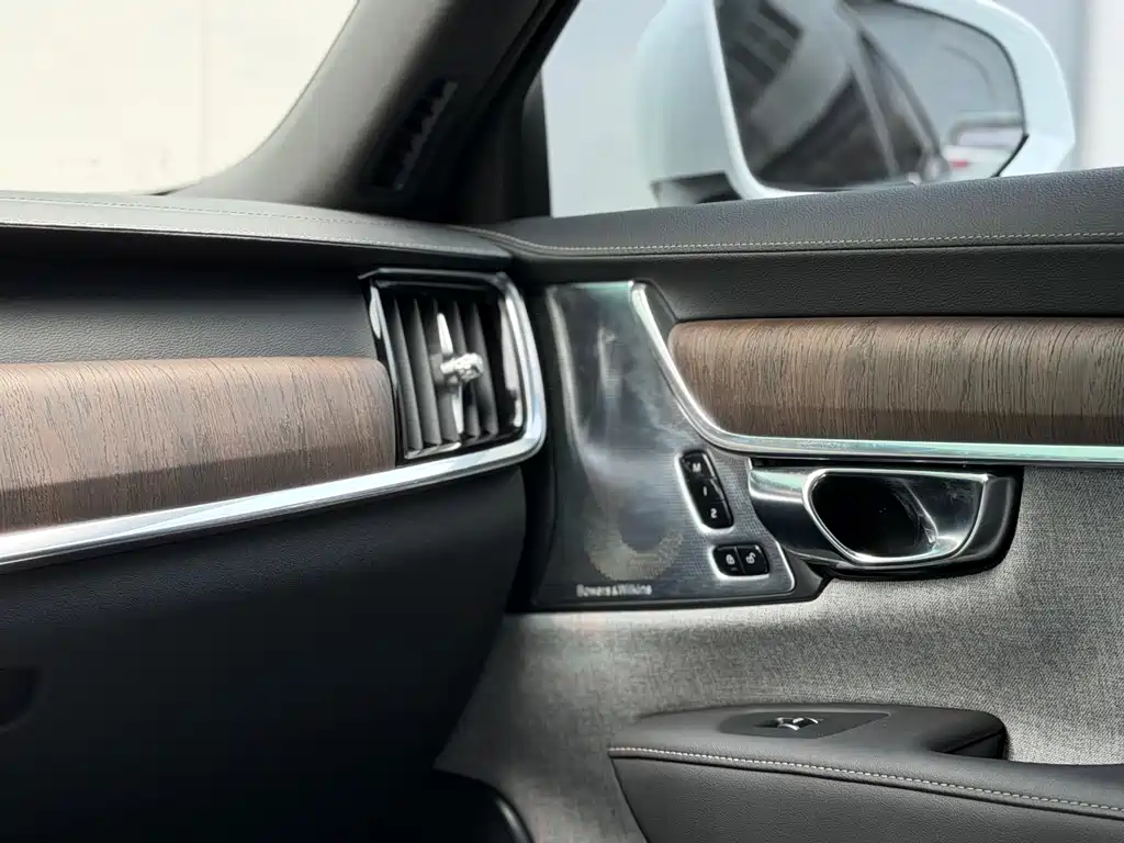 Volvo S90 2021 — фото 13