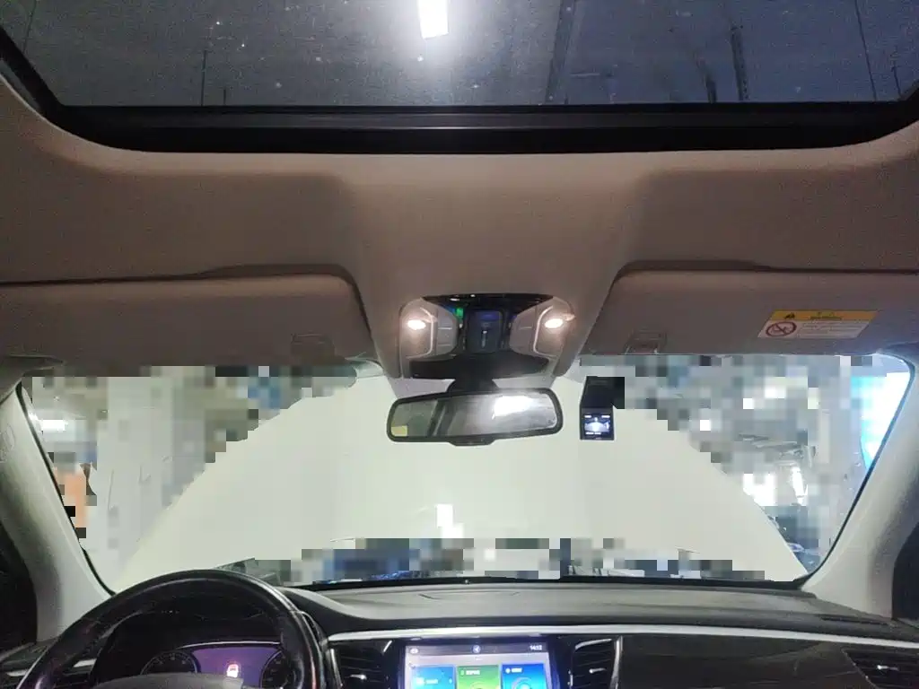 GAC Motor Trumpchi GS8 2018 — фото 18