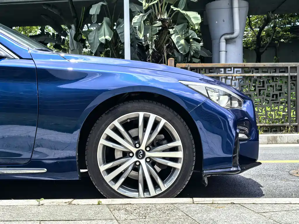 Infiniti Q50L 2019 — фото 10
