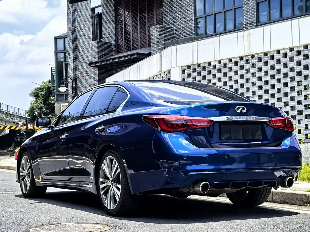 Infiniti Q50L 2019 — фото 14