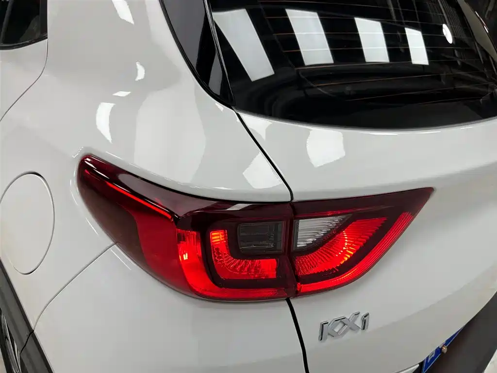 Kia KX1 2021 — фото 17