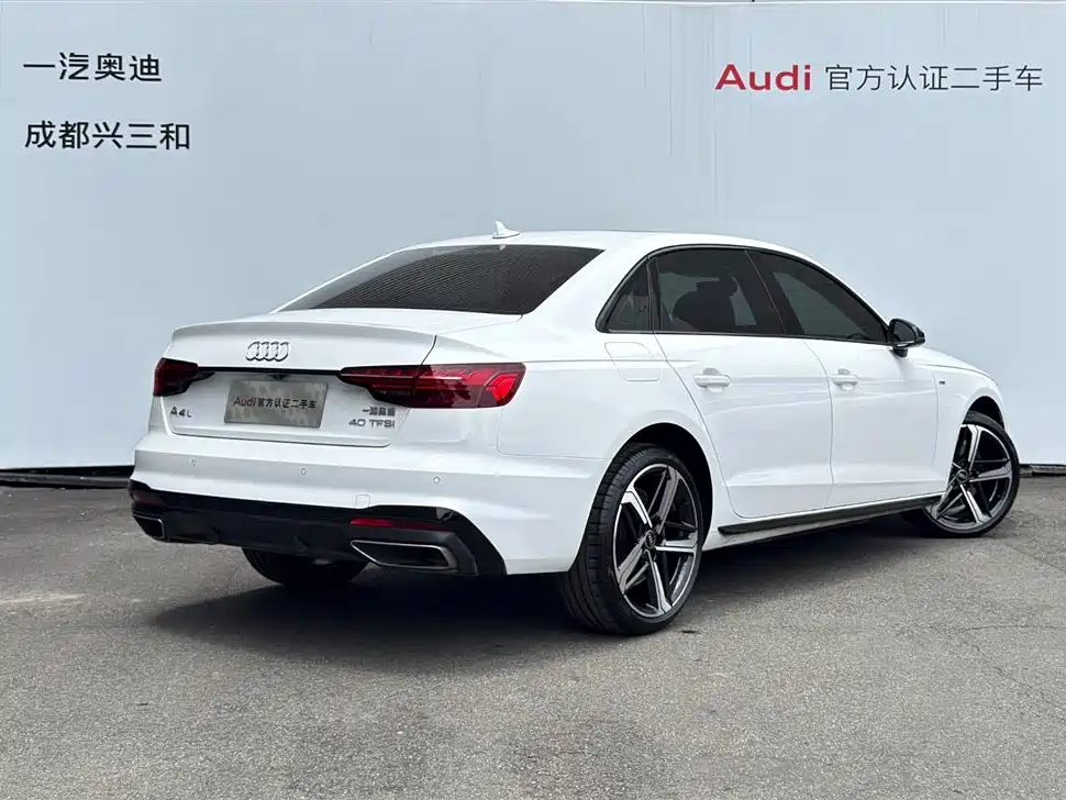 Audi A4L 2023 — фото 4
