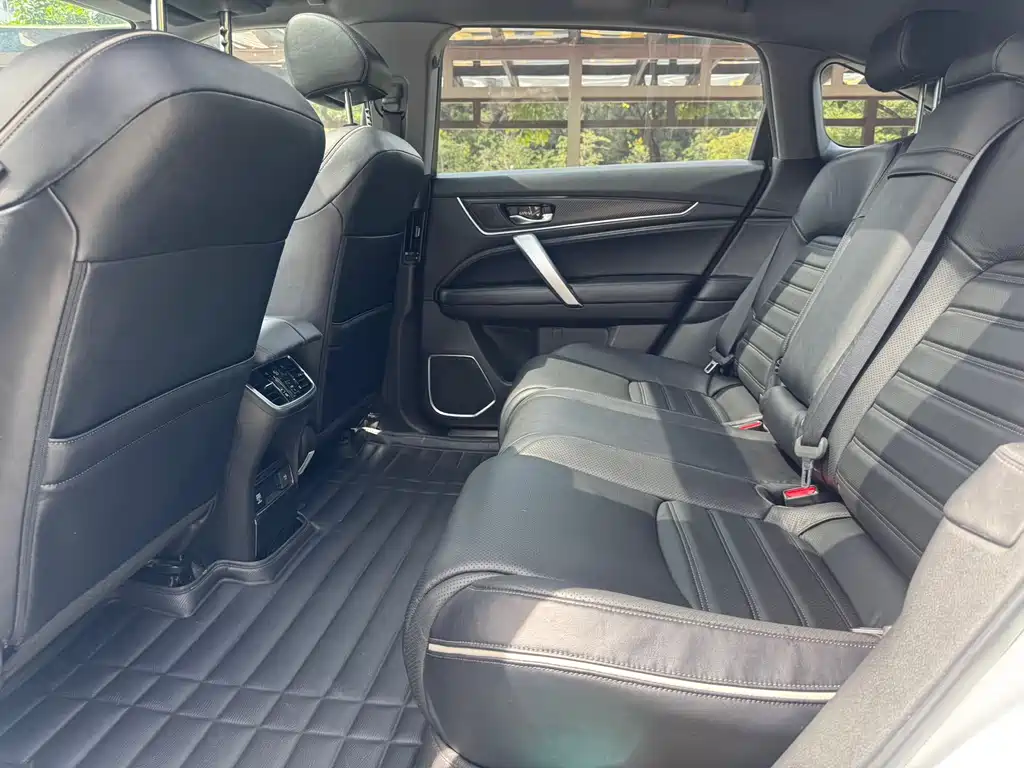 Honda UR-V 2017 — фото 11