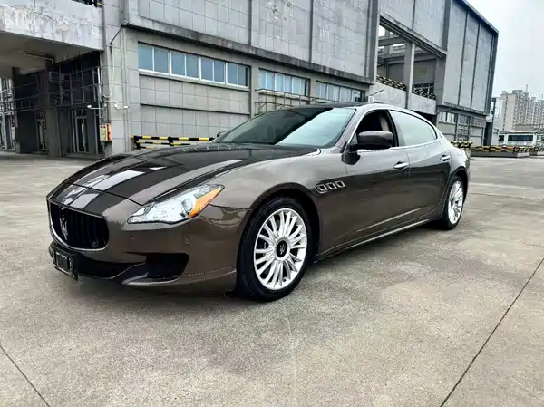 Maserati Quattroporte 2013