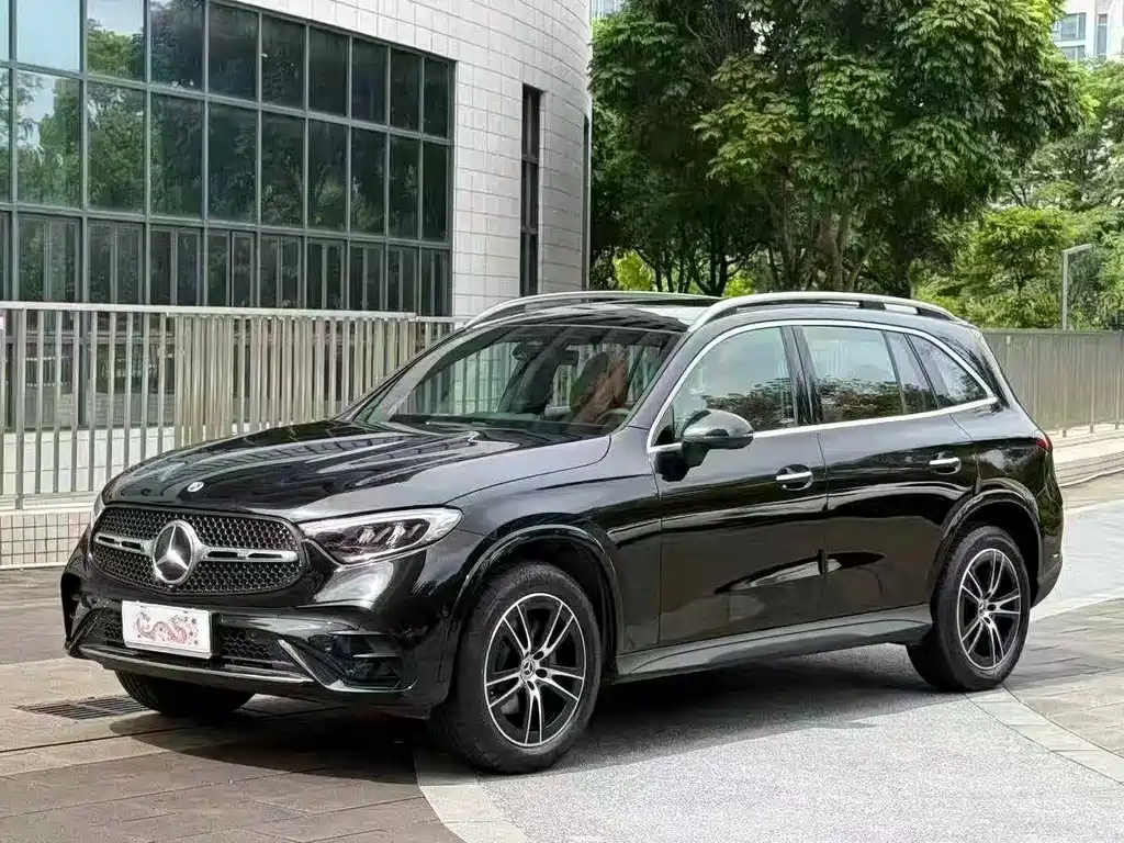 Mercedes-Benz GLC 2025