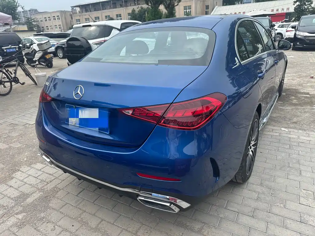 Mercedes-Benz C-Class 2023 — фото 13