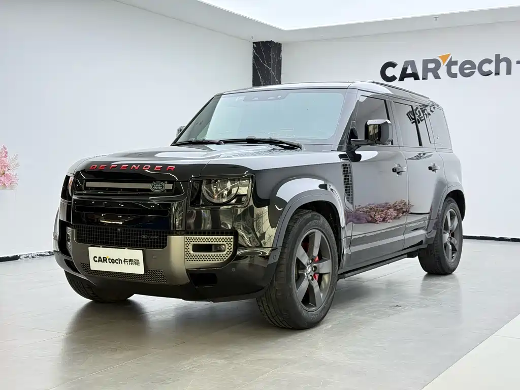 Land Rover Defender 2023