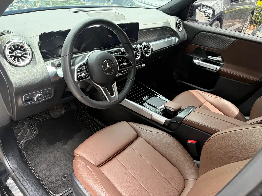 Mercedes-Benz GLB 2023 — фото 16