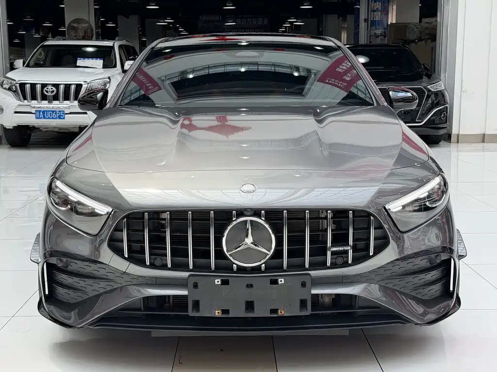 Mercedes-Benz A-Class AMG 2024 — фото 2