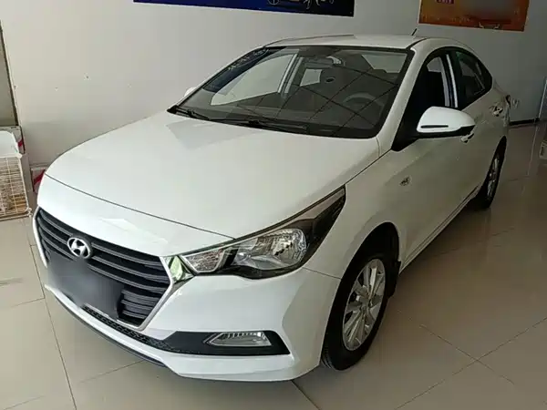 Hyundai Verna 2017