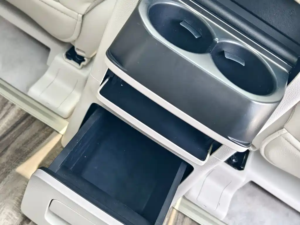 GAC Motor Trumpchi M8 2018 — фото 22