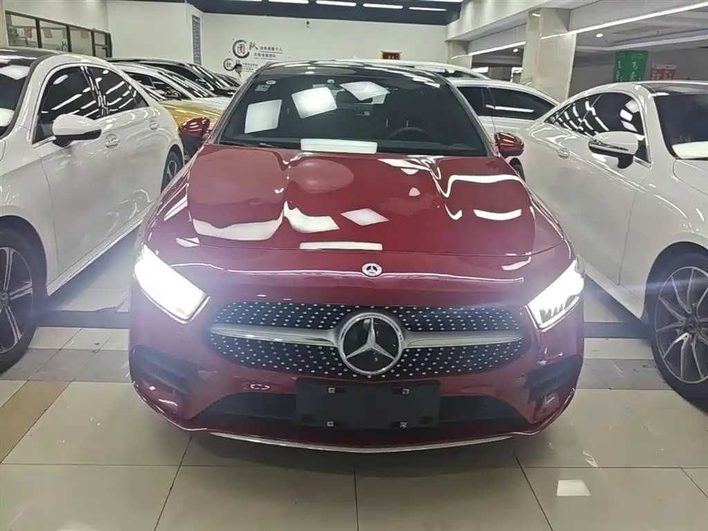 Mercedes-Benz A-Class 2023 — фото 3