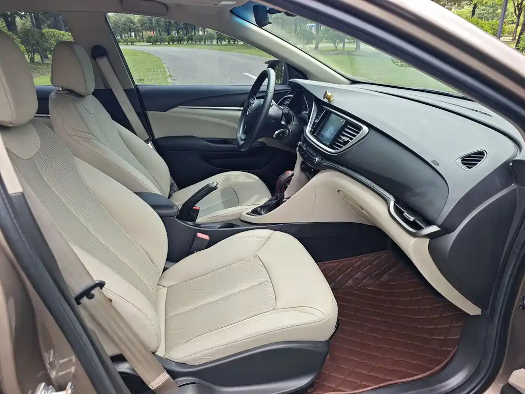 Buick Excelle 2017 — фото 17