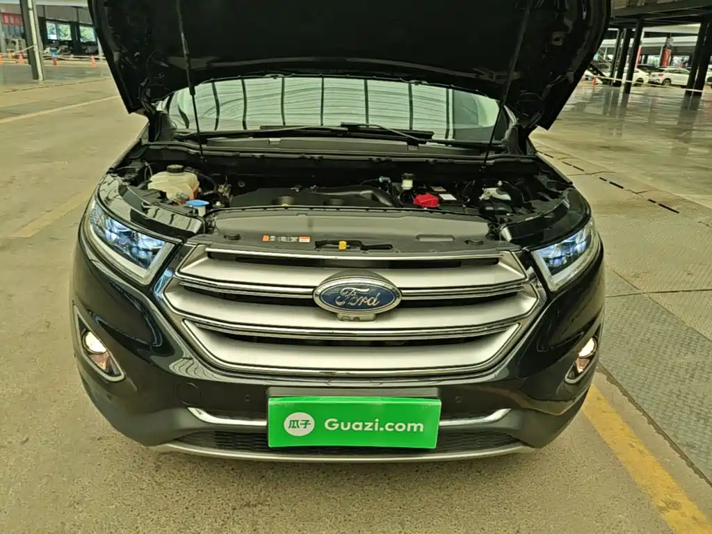 Ford Edge 2016 — фото 20