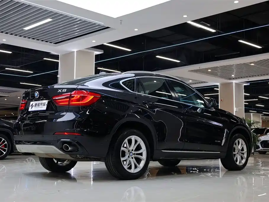 BMW X6 2016 — фото 14