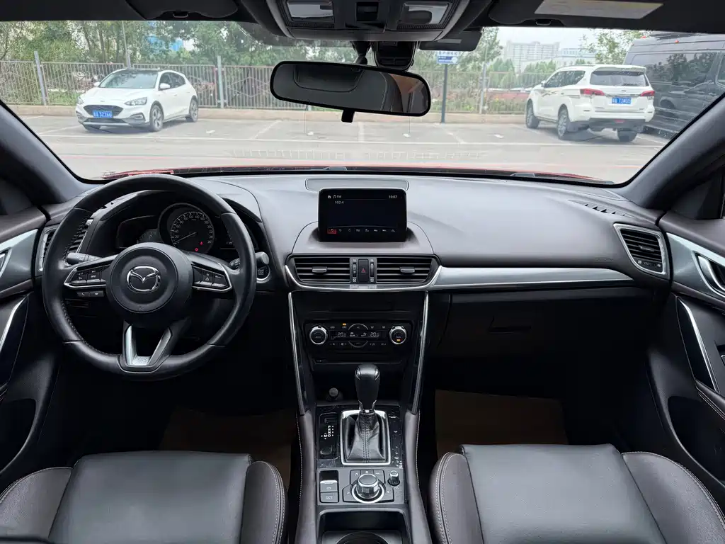 Mazda CX-4 2019 — фото 13