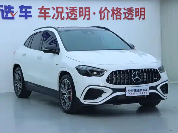 Mercedes-Benz GLA AMG 2024