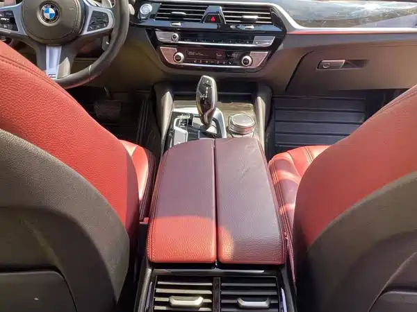 BMW 5 Series 2020