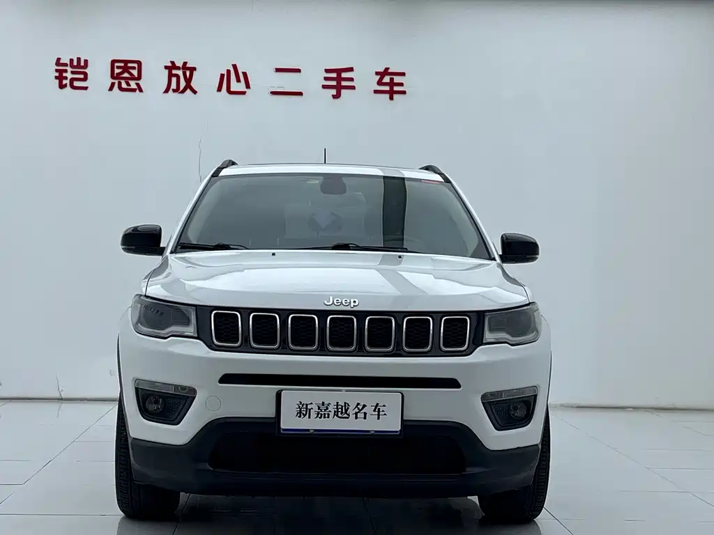 Jeep Compass 2018 — фото 2
