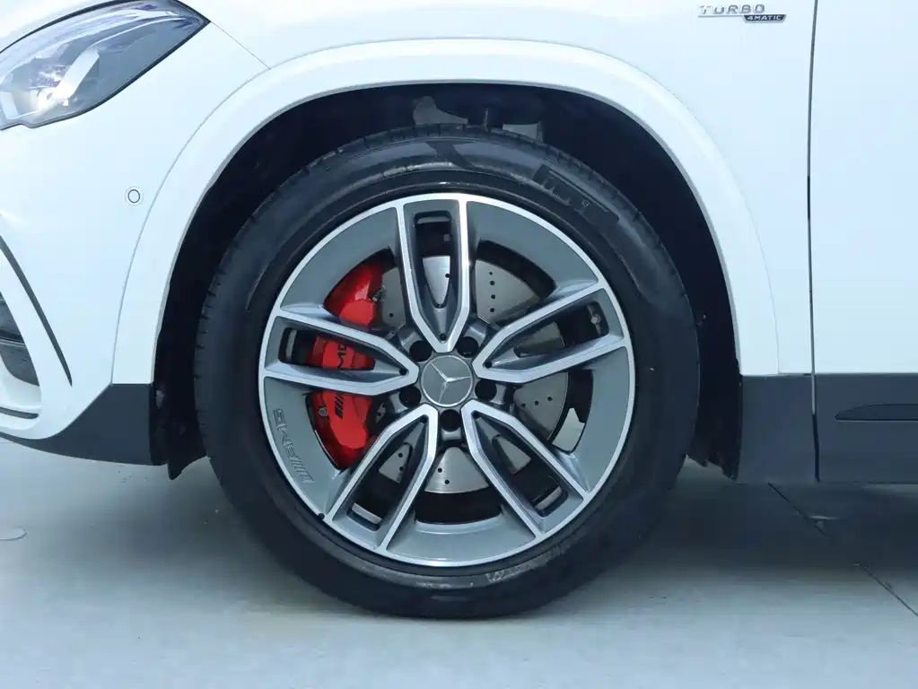 Mercedes-Benz GLA AMG 2025 — фото 22