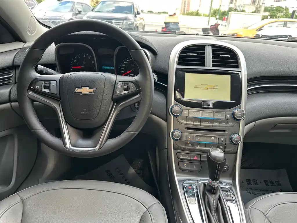 Chevrolet Malibu 2016 — фото 16