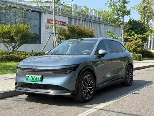Zeekr 7X 2025