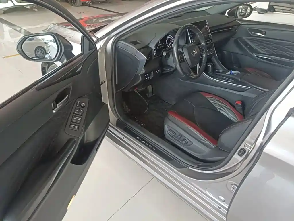 Toyota Avalon 2020 — фото 16