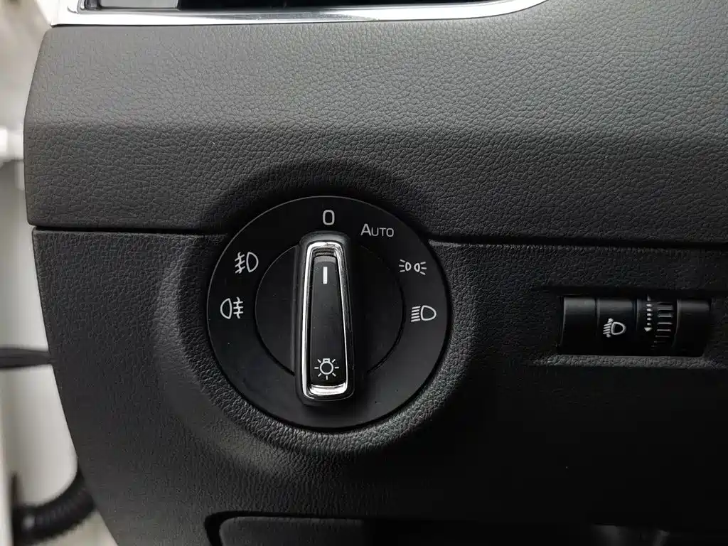 Skoda Octavia 2019 — фото 21