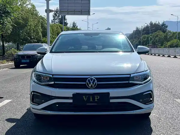 Volkswagen Bora 2023