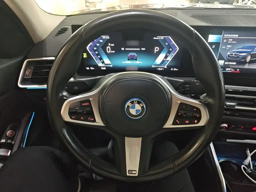 BMW i3 2022 — фото 11