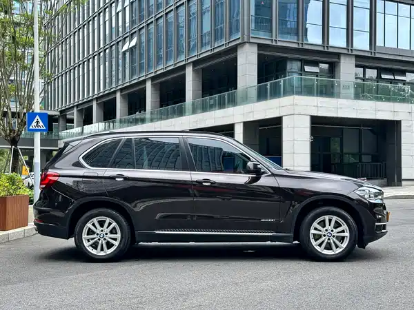 BMW X5 2016