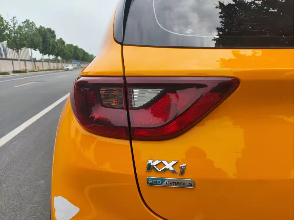 Kia KX1 2019 — фото 17
