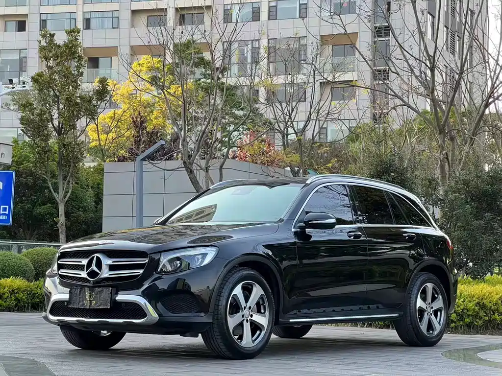 Mercedes-Benz GLC 2016 — фото 1