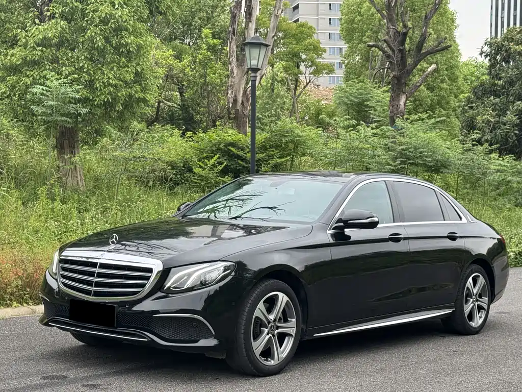 Mercedes-Benz E-Class 2020 — фото 8