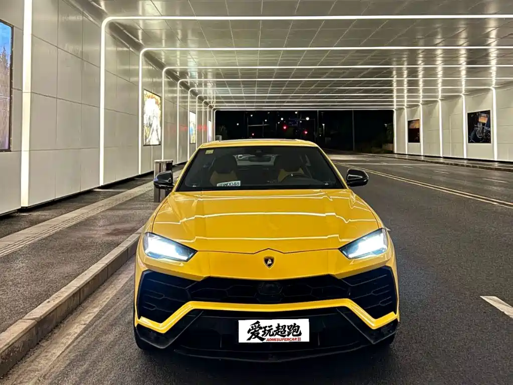 Lamborghini Urus 2019 — фото 4