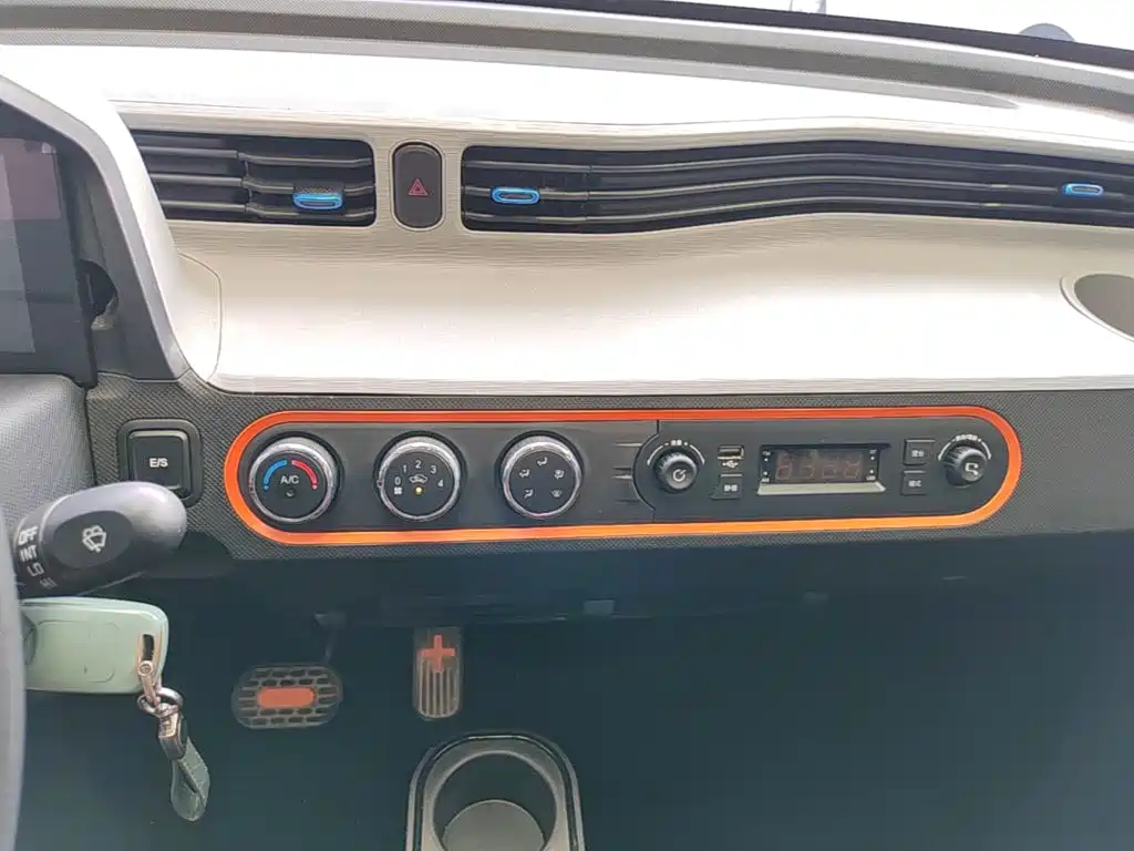 Wuling Hongguang MINIEV 2022 — фото 13