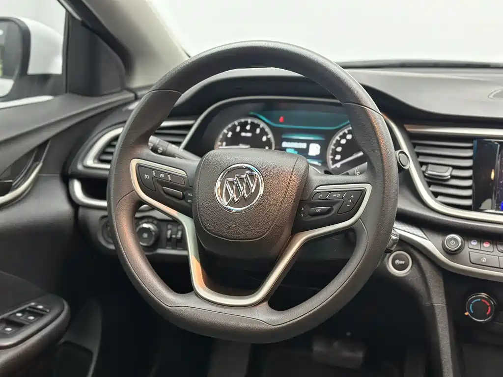 Buick Excelle 2021 — фото 12
