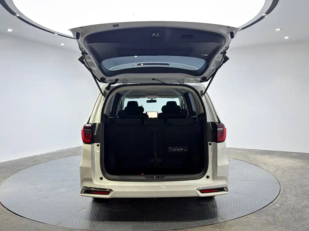 Honda Odyssey 2025 — фото 10