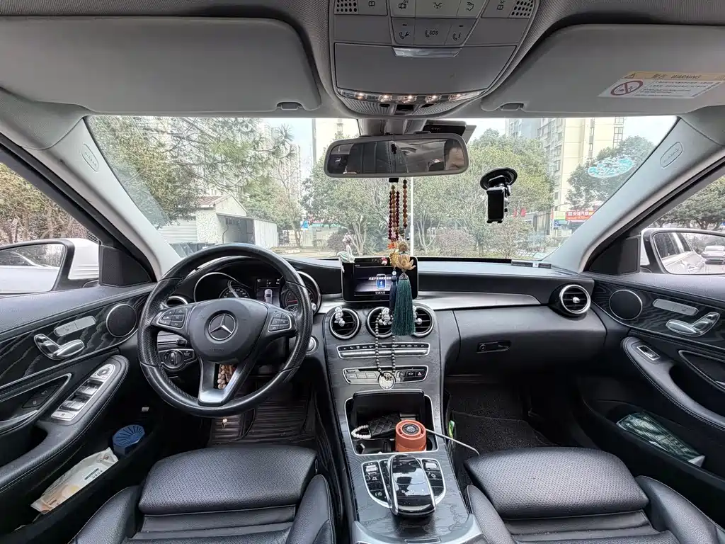 Mercedes-Benz C-Class 2018 — фото 6