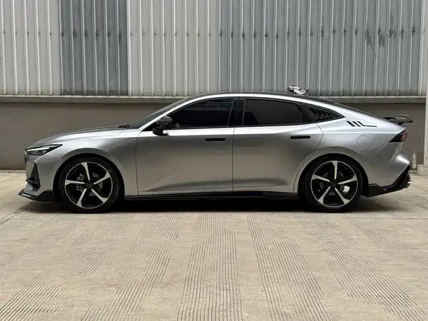 Changan UNI-V 2022