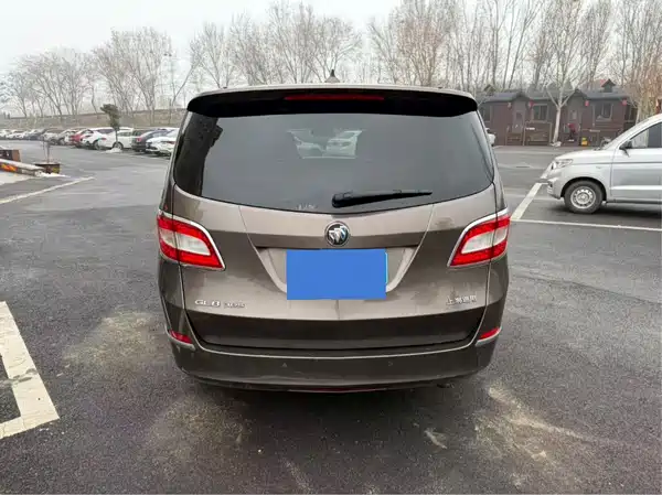 Buick GL8 2013