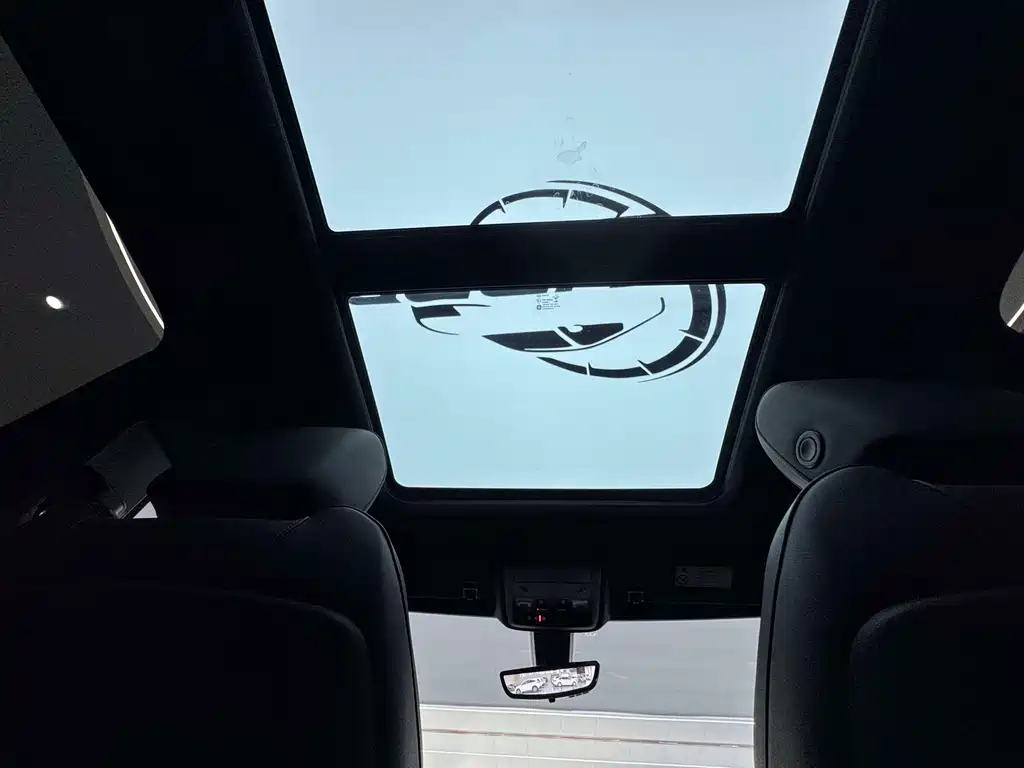 Cadillac XT4 2020 — фото 19