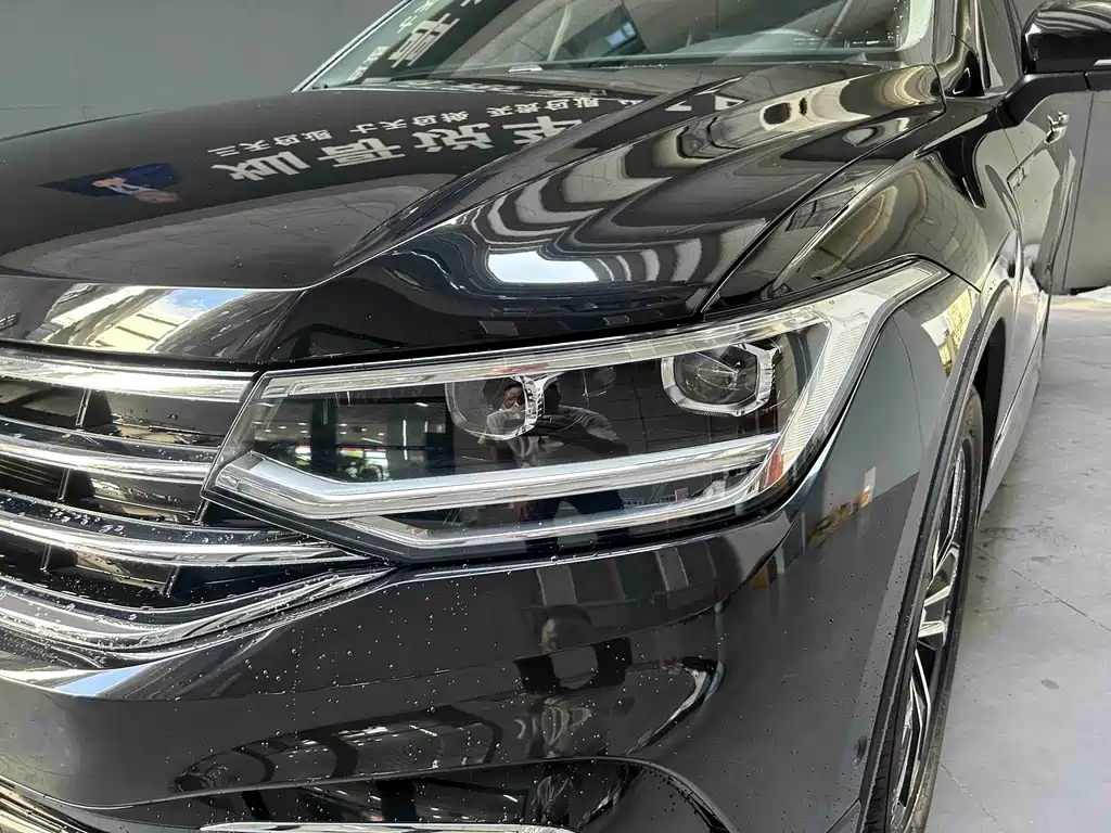 Volkswagen Tiguan L 2022