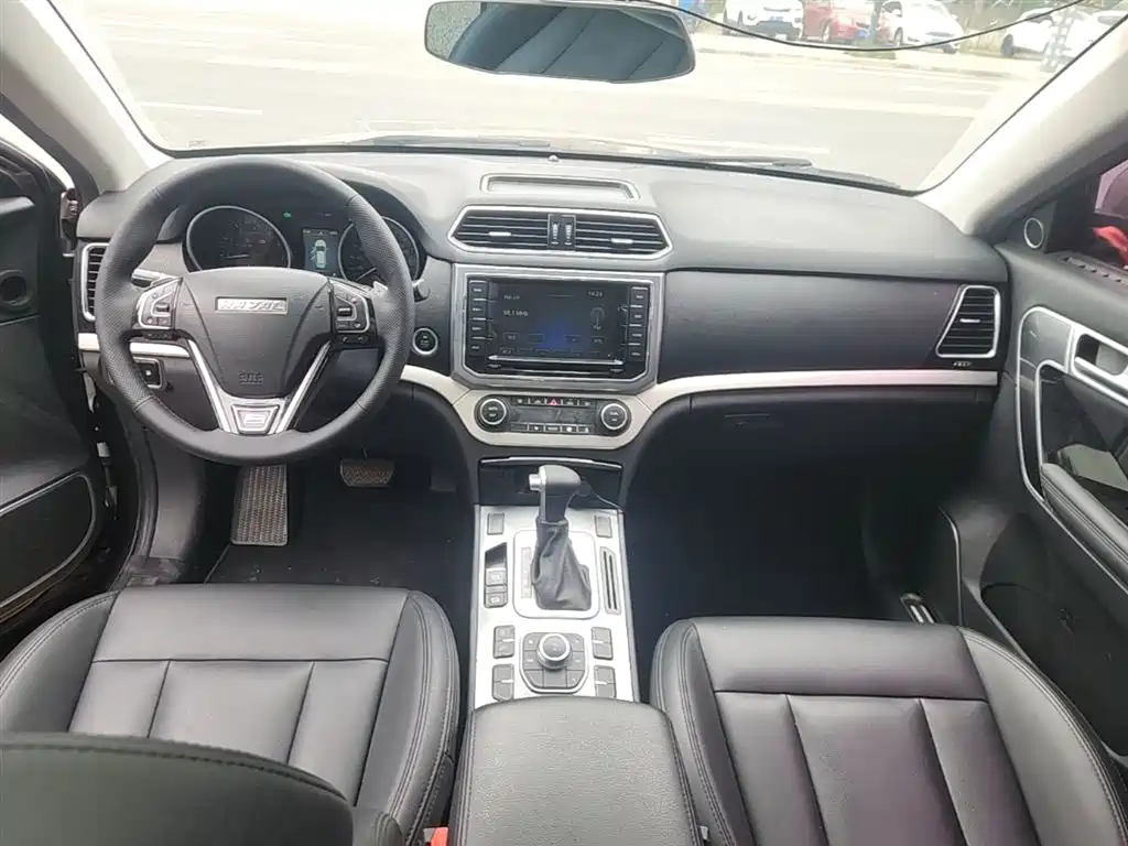 Haval H6 Coupe 2017 — фото 10