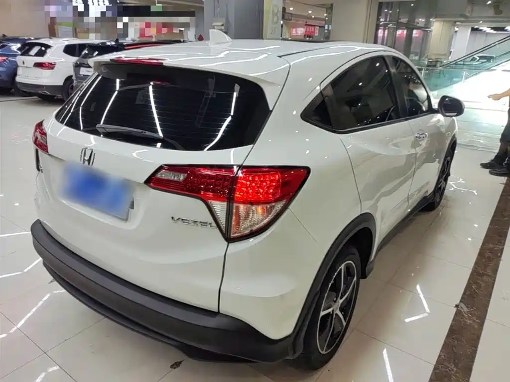 Honda Vezel 2020 — фото 7