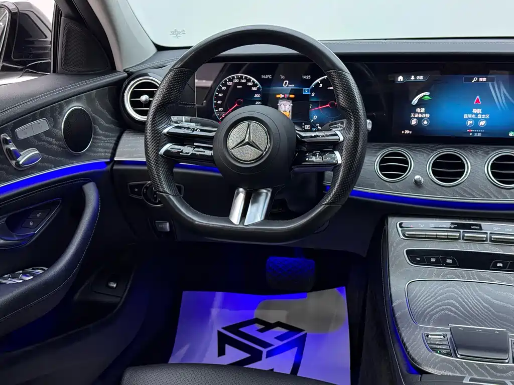 Mercedes-Benz E-Class 2022 — фото 20